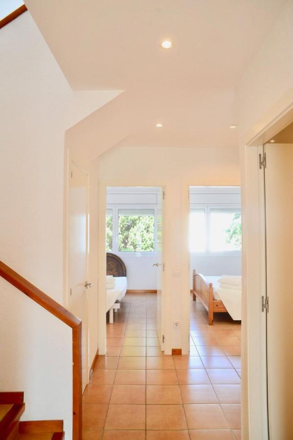 Beachfront Duplex With Terrace And Sea Views - Cadaqués Eksteriør bilde