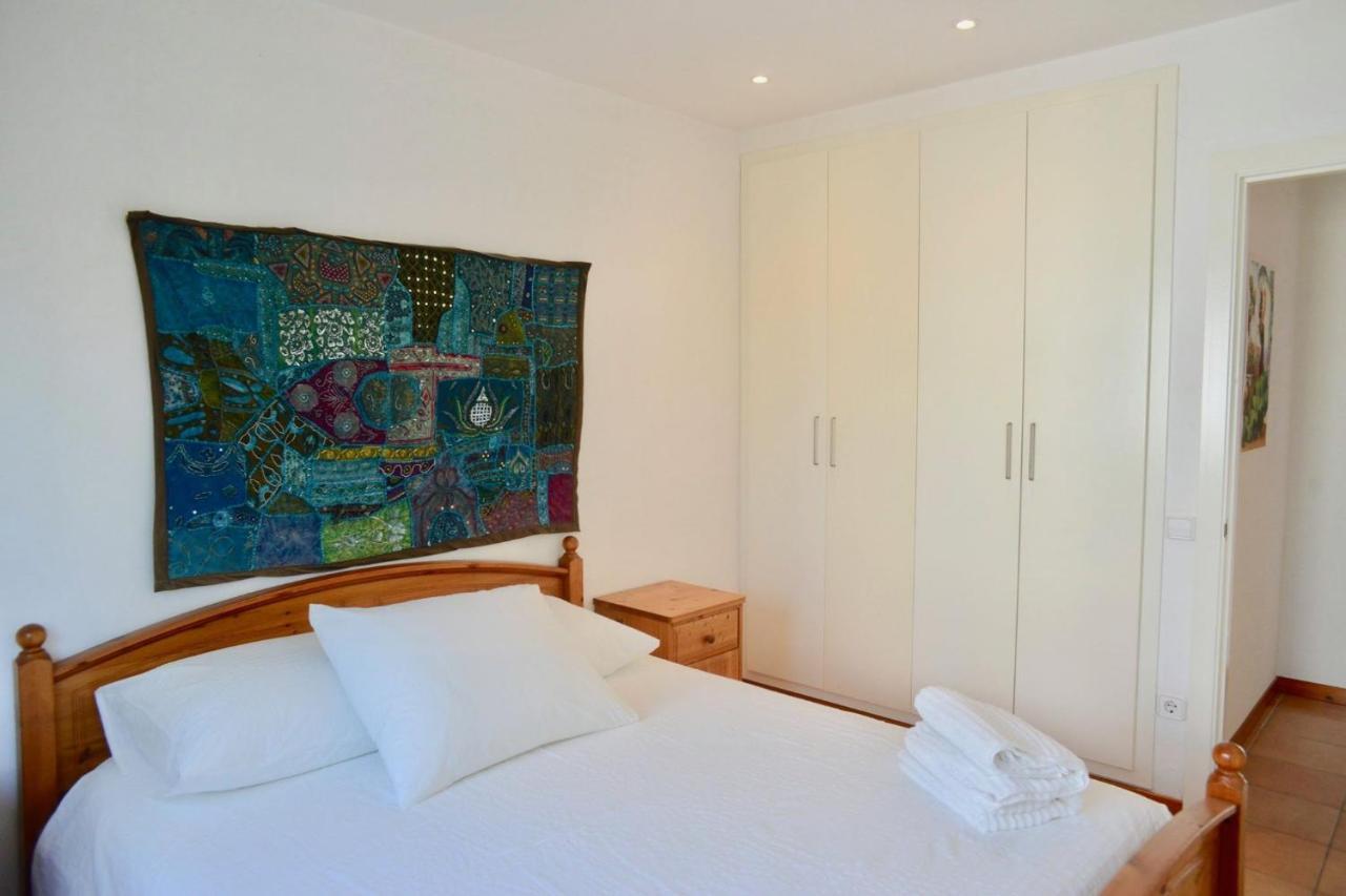 Beachfront Duplex With Terrace And Sea Views - Cadaqués Eksteriør bilde