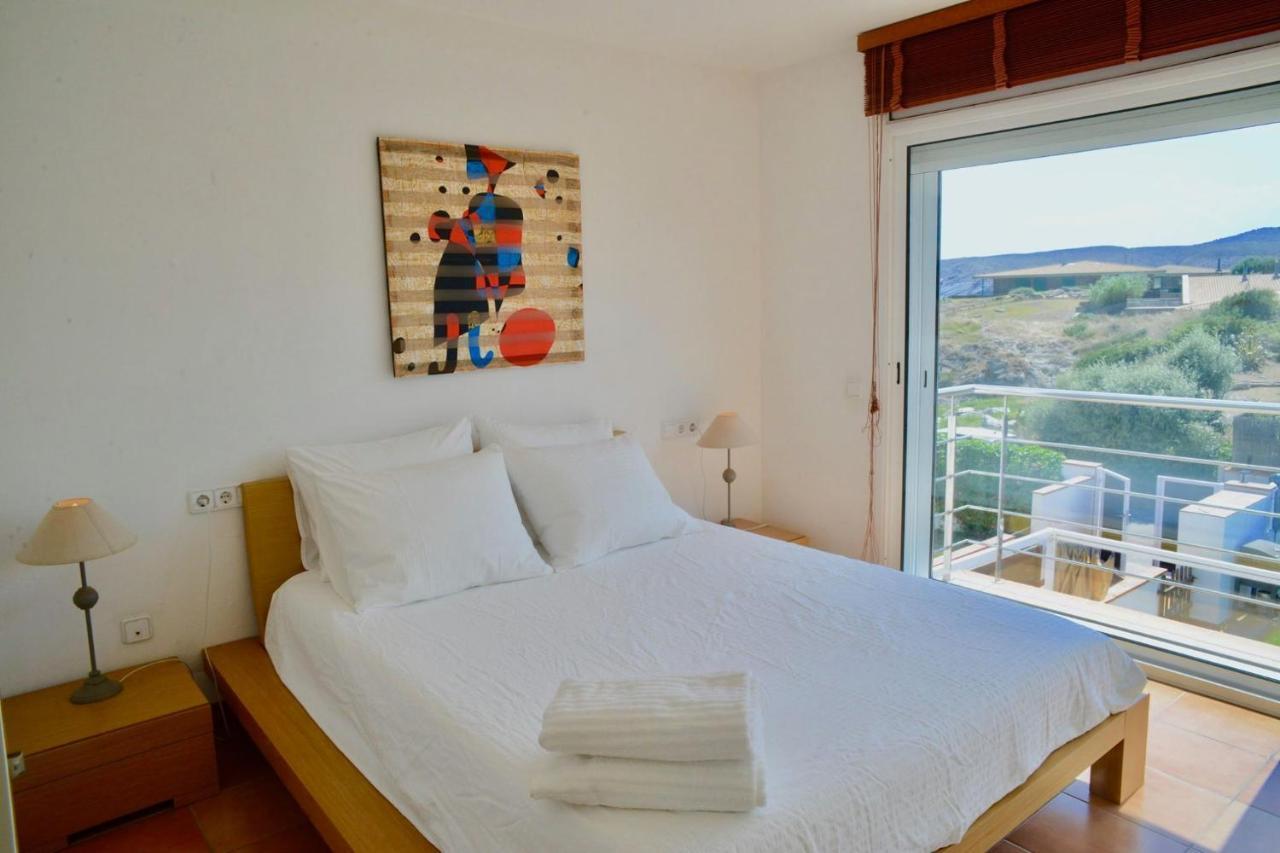 Beachfront Duplex With Terrace And Sea Views - Cadaqués Eksteriør bilde